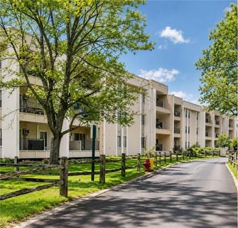 /international/us/4110-rahn-road-eagan-mn-110108551532/