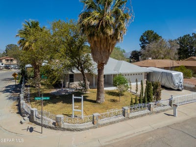 /international/us/140-torrey-pines-drive-santa-teresa-nm-110106786122/