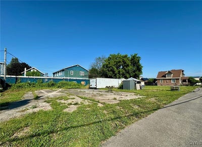 /international/us/322-s-caroline-street-herkimer-ny-110100449918/