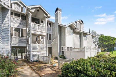 /international/us/3806-grey-harbor-drive-raleigh-nc-110106099863/