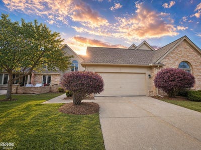 /international/us/16890-sandstone-circle-macomb-twp-mi-110107696758/