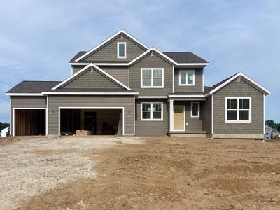 /international/us/10745-56th-avenue-allendale-mi-110107841980/