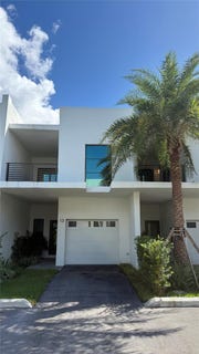 /international/us/2526-pierce-street-hollywood-fl-110107796333/