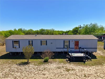 /international/us/6190-county-road-2313-odem-tx-110106811135/