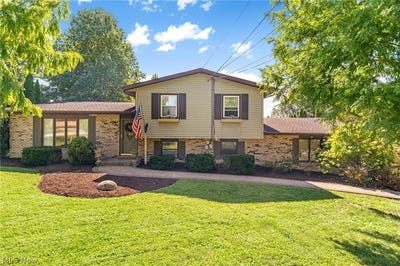 /international/us/6216-college-street-sw-navarre-oh-110110344033/