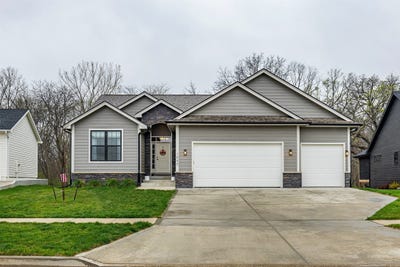 /international/us/1040-w-trace-place-polk-city-ia-110098979059/?lang=en