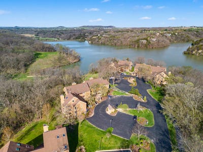 /international/us/lb11-long-bay-point-drive-galena-il-110107509237/