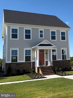 /international/us/6608-queensbury-street-middle-river-md-110109068597/