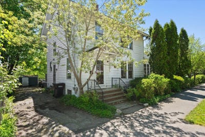 /international/us/28-william-street-bangor-me-110108268284/