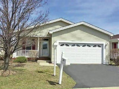 /international/us/225-rodeo-drive-grayslake-il-110119601916/