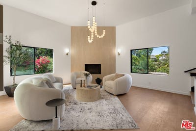/international/us/8506-oak-ct-los-angeles-ca-110108817530/
