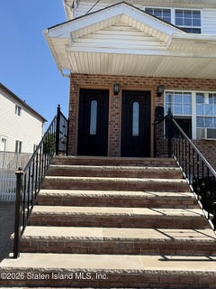 /international/us/57-sleepy-hollow-road-staten-island-ny-110108479207/