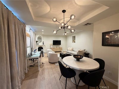 /international/us/4970-kester-avenue-sherman-oaks-ca-110108824405/