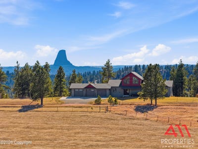 /international/us/37-klondike-rd-hulett-wy-110106601023/