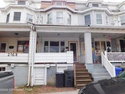 /international/us/218-penn-street-tamaqua-pa-110102599977/