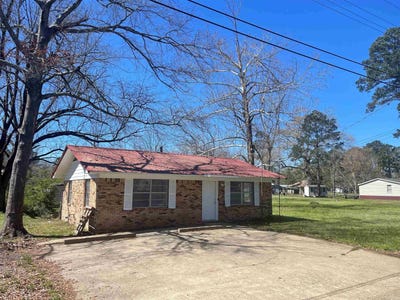 /international/us/231-n-school-street-bearden-ar-110106374387/