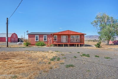 /international/us/1915-thomas-jefferson-avenue-battle-mountain-nv-110107028458/