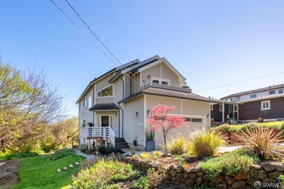 /international/us/548-hermosa-avenue-half-moon-bay-ca-110108824763/