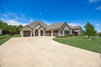/international/us/330-prairie-view-road-rockwall-tx-110107519151/