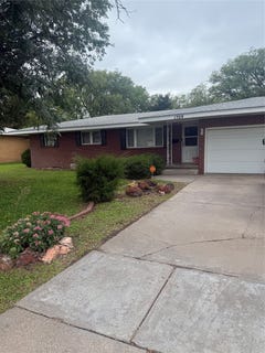 /international/us/1709-parkwood-lane-garden-city-ks-110102518310/