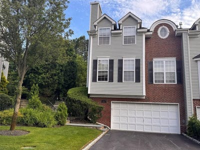 /international/us/93-paddington-circle-smithtown-ny-110100806179/