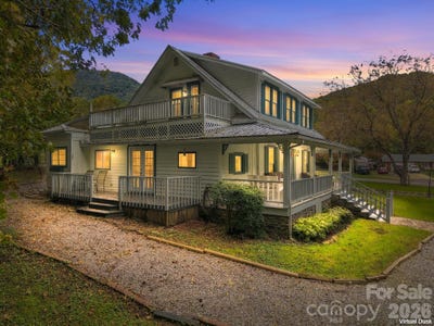 /international/us/125-timberline-drive-maggie-valley-nc-110120138108/