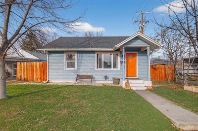 /international/us/912-elm-street-clarkston-wa-110105199518/