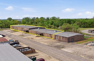 /international/us/1024-s-25th-street-van-buren-ar-110107461121/