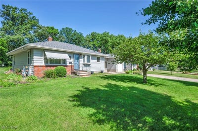 /international/us/154-walnut-drive-amherst-oh-110100819745/