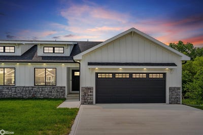 /international/us/836-w-merle-hibbs-boulevard-marshalltown-ia-110096205103/