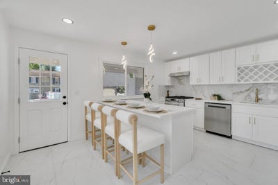 /international/us/104-rancocas-road-mount-holly-nj-110100307918/