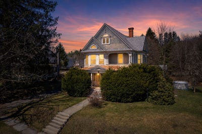 /international/us/215-vestal-ave-hancock-ny-110107282785/