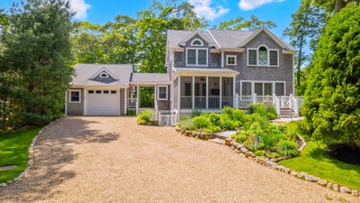 /international/us/174-tashmoo-avenue-vineyard-haven-ma-110098985385/