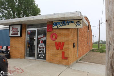 /international/us/411-main-avenue-n-britt-ia-110108197867/