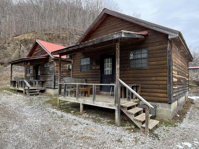 /international/us/turner-lane-evarts-ky-110105352787/