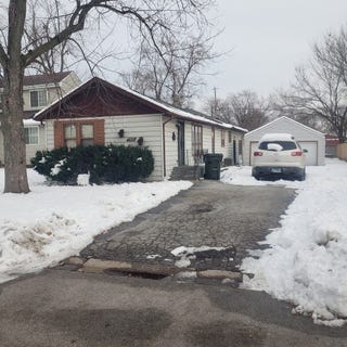 /international/us/17031-anthony-avenue-hazel-crest-il-110104938299/