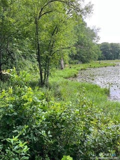 /international/us/353-allentown-road-plymouth-ct-110108303653/