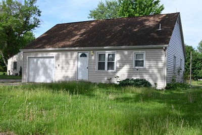 /international/us/207-melrose-street-wall-lake-ia-110104223159/