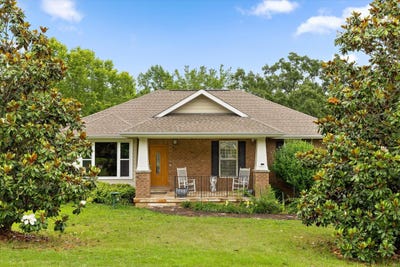 /international/us/8818-lazy-river-drive-harrison-tn-110108479796/