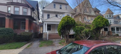 /international/us/805-monroe-avenue-scranton-pa-110107052872/