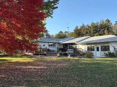 /international/us/87466-highway-7-ainsworth-ne-110104488143/