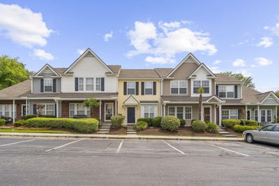 /international/us/136-macy-circle-goose-creek-sc-110108408476/