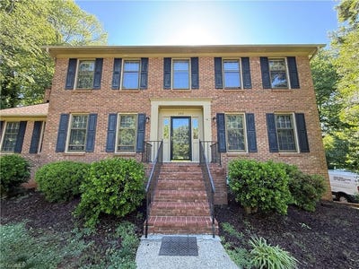 /international/us/185-heatherton-way-winston-salem-nc-110107883544/