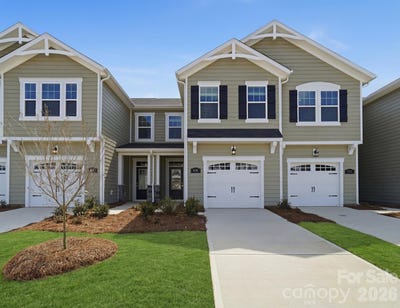 /international/us/664-cassidy-court-clover-sc-110107002354/