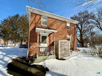 /international/us/46-john-street-southington-ct-110106028606/