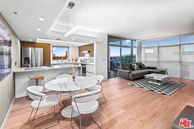 /international/us/13700-marina-pointe-dr-marina-del-rey-ca-110104787345/