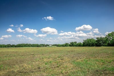 /international/us/11105-harmon-school-road-burton-tx-110102177556/
