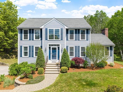 /international/us/6-bancroft-street-windham-nh-110108552541/