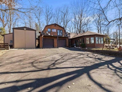 /international/us/8577-haynes-station-rd-whitesville-ky-110105929838/