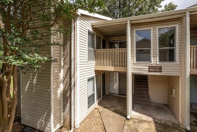 /international/us/6695-whispering-oak-pl-memphis-tn-110108365106/